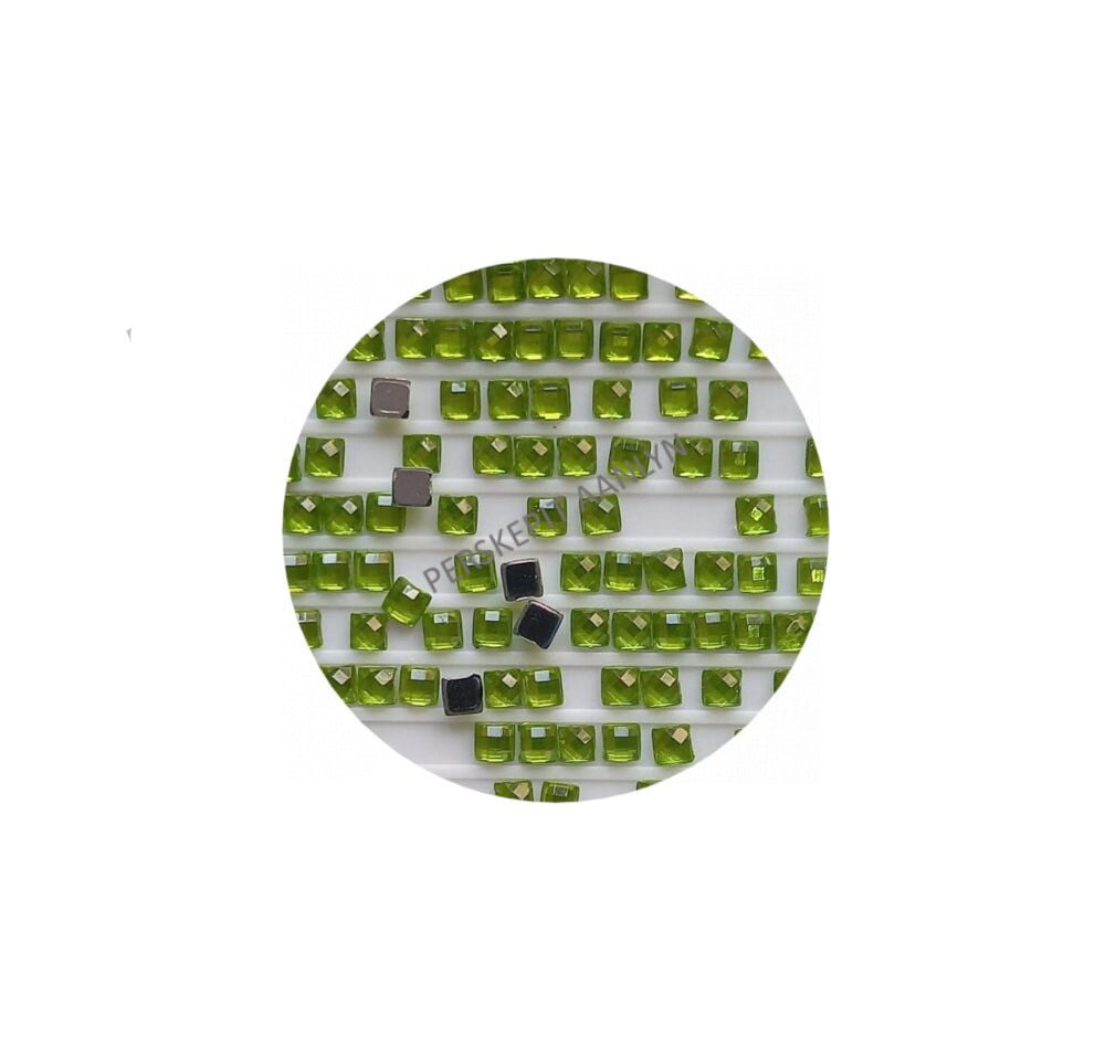 907CRYSTAL_ Approx. 2200 Crystal Square Drills (Approx. 14g)